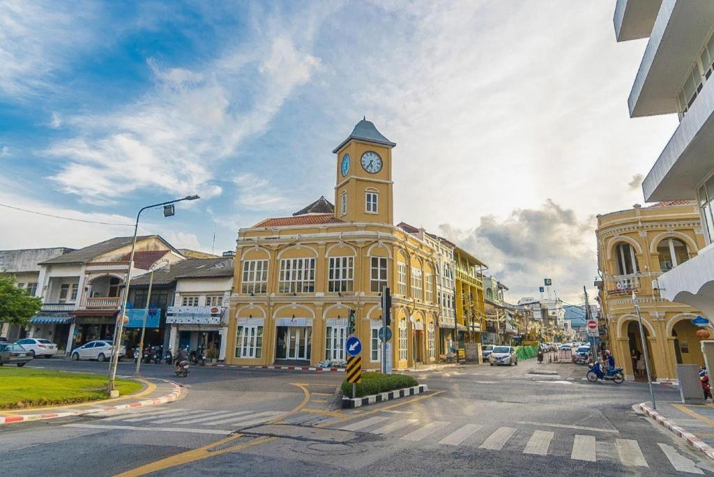 Hotel De Ratt Phuket Patong Exterior photo