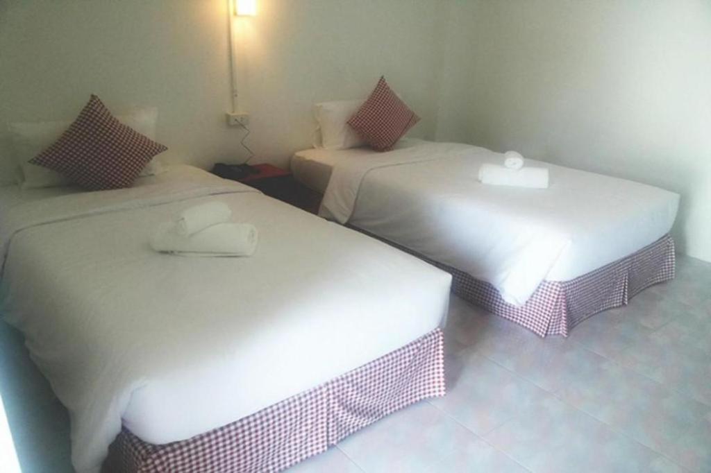 Hotel De Ratt Phuket Patong Exterior photo