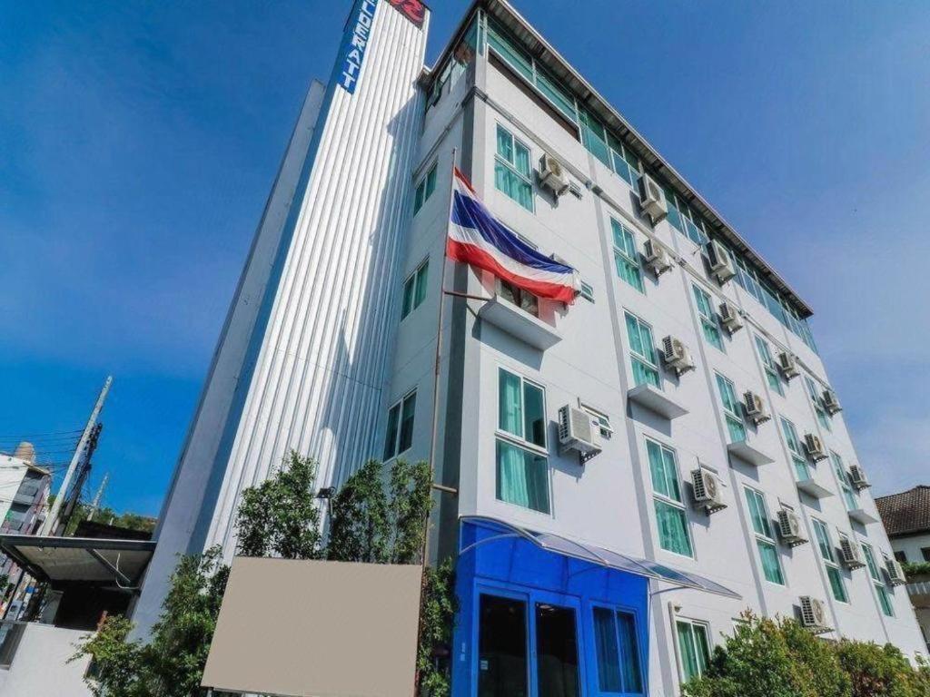 Hotel De Ratt Phuket Patong Exterior photo