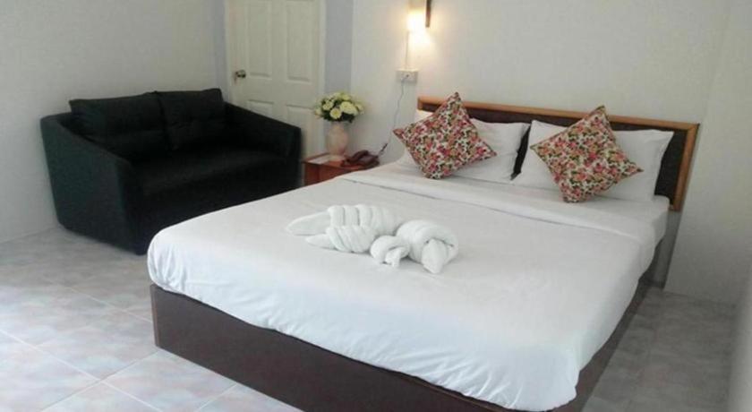 Hotel De Ratt Phuket Patong Exterior photo